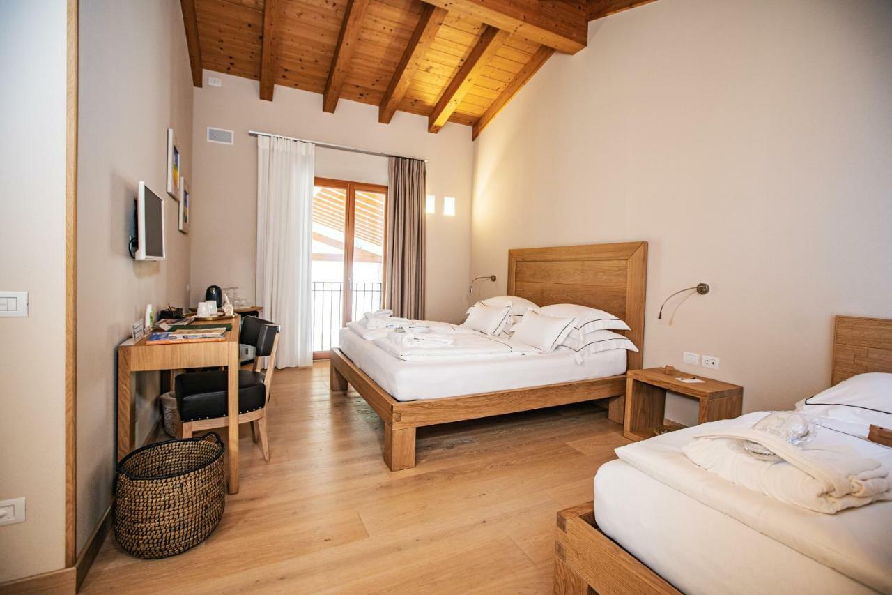 Agriturismo La Pertica กอสเตร์มาโน ภายนอก รูปภาพ
